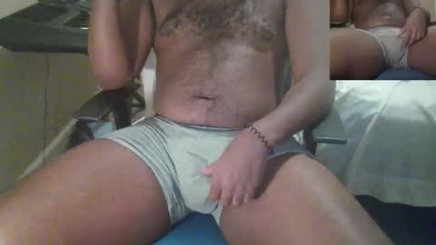 Snapshot of vividerblock45 chatting on December 2024 03:14:02 AM youngbbc538 online show from December 2024 03:14:02 AM