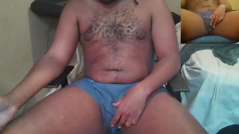 Snapshot of vividerblock45 chatting on February 2025 06:41:01 PM youngbbc538 online show from February 2025 06:41:01 PM