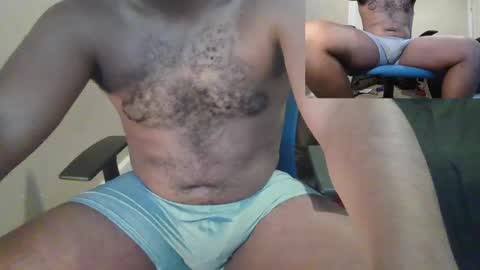 Snapshot of vividerblock45 chatting on March 2025 01:59:02 PM youngbbc538 online show from March 2025 01:59:02 PM