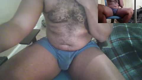 Snapshot of vividerblock45 chatting on September 2025 09:25:02 PM youngbbc538 online show from September 2025 09:25:02 PM