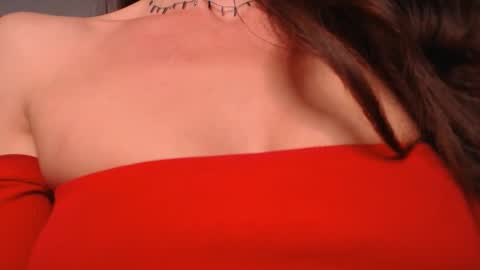 Vivienne online show from January 2025 07:37:01 PM