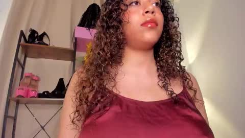 Snapshot of vixenia chatting on March 2026 11:34:01 PM Vixenia online show from March 2026 11:34:01 PM