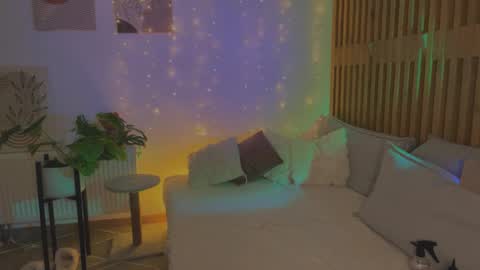 Snapshot of vixensinss chatting on January 2026 08:07:01 PM Sofia online show from January 2026 08:07:01 PM