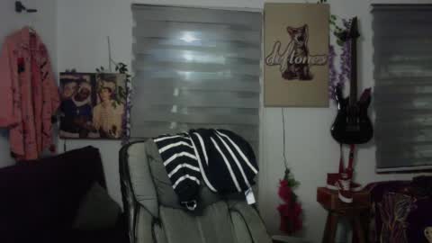 Snapshot of vl21cm chatting on October 2025 07:17:02 AM vl21cm online show from October 2025 07:17:02 AM