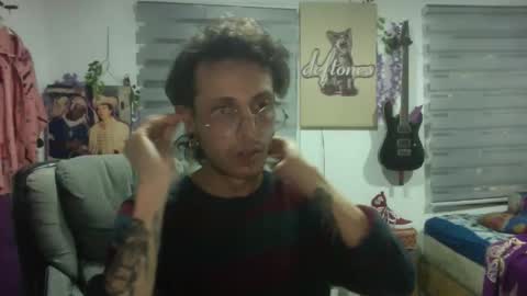 Snapshot of vl21cm chatting on October 2025 08:53:01 AM vl21cm online show from October 2025 08:53:01 AM