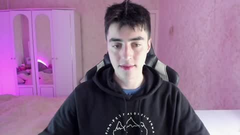 Martin online show from December 2024 02:31:01 AM