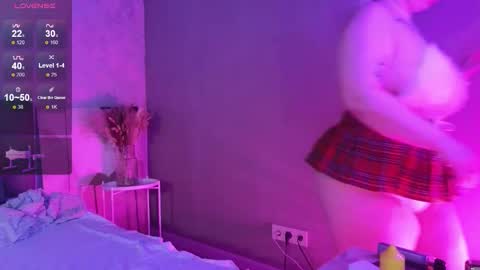 Snapshot of vlada_vv chatting on December 2025 04:50:02 AM Vlada online show from December 2025 04:50:02 AM