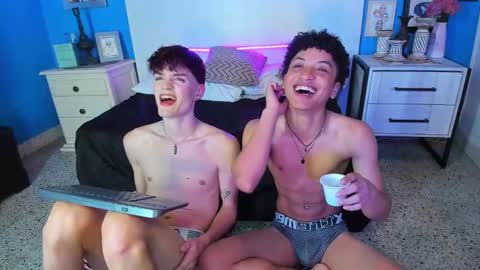 Snapshot of vladhellsing4 chatting on January 2025 05:21:01 PM Vlad online show from January 2025 05:21:01 PM