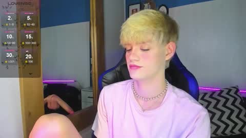 Snapshot of vladhellsing4 chatting on November 2025 03:22:01 PM Vlad online show from November 2025 03:22:01 PM