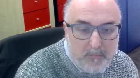 volpi72 online show from February 2026 06:47:02 PM