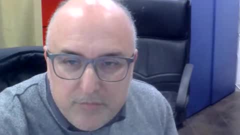 volpi72 online show from March 2026 06:51:02 PM