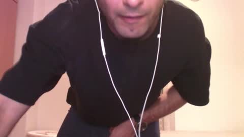 Snapshot of volve5 chatting on March 2025 10:55:02 PM volve5 online show from March 2025 10:55:02 PM