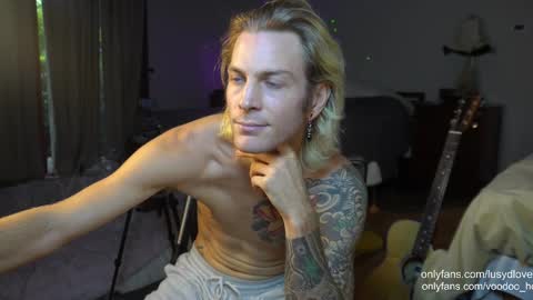 Voodoo and Lucy online show from October 2025 02:29:01 AM