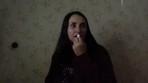 voulezvous_angel online show from April 2026 05:24:01 PM