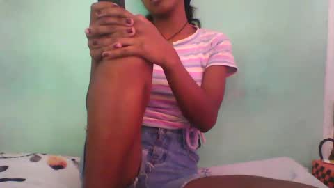 vounialdy online show from February 2025 05:37:01 AM