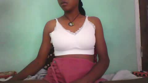 vounialdy online show from February 2025 12:36:01 PM