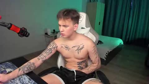 vova online show from December 2025 12:54:01 PM