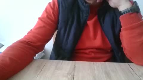 vreausatefuck online show from March 2026 01:39:01 PM