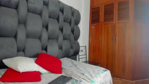 salome online show from October 2025 08:09:02 PM