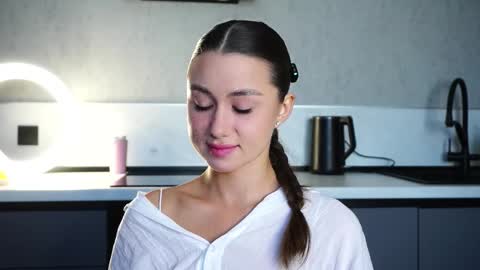 Snapshot of vvilly_wonka chatting on September 2025 01:49:02 AM Ethal - thank you for thumb up online show from September 2025 01:49:02 AM