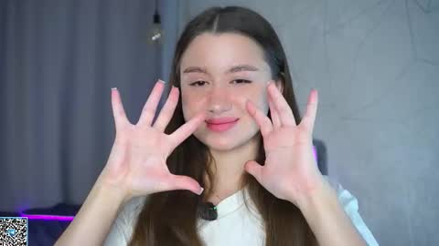 Snapshot of vvilly_wonka chatting on October 2025 01:42:01 AM Ethal - thank you for thumb up online show from October 2025 01:42:01 AM