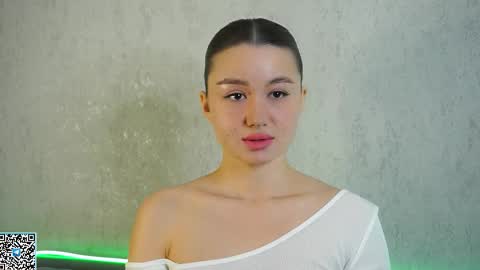 Snapshot of vvilly_wonka chatting on November 2025 01:39:01 AM Ethal - thank you for thumb up online show from November 2025 01:39:01 AM