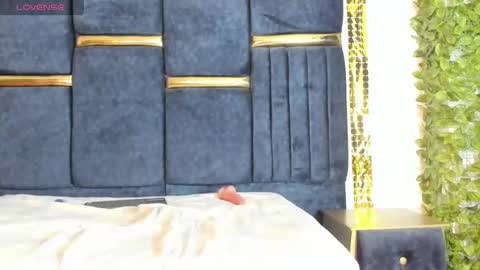 Zoey online show from November 2025 01:59:02 AM