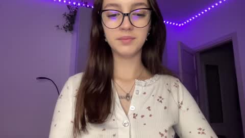 Alice  Before pvt write to me in PM  online show from December 2024 09:15:01 PM