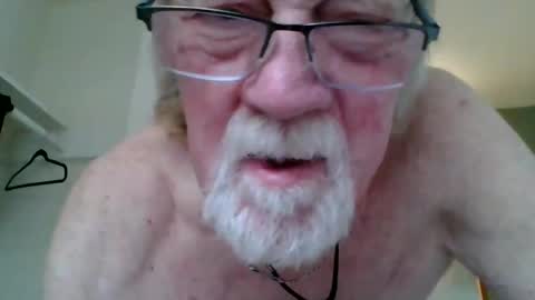 Snapshot of w3llbit chatting on December 2024 05:23:02 PM w3llbit online show from December 2024 05:23:02 PM