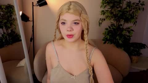 Snapshot of waifu__ketrin chatting on February 2026 06:41:02 AM Ketrin online show from February 2026 06:41:02 AM