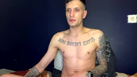 wajlyhaze2 online show from February 2026 01:06:01 AM