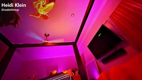 wakehimup online show from December 2025 09:48:01 AM