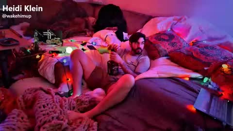 wakehimup online show from December 2025 01:57:01 AM