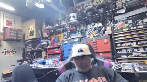 Snapshot of wakesblowinclouds chatting on October 2025 02:56:01 AM wakesblowinclouds online show from October 2025 02:56:01 AM