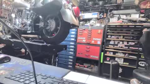 Snapshot of wakesblowinclouds chatting on November 2025 05:18:01 AM wakesblowinclouds online show from November 2025 05:18:01 AM