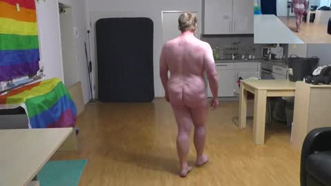 Snapshot of waldw123 chatting on September 2025 05:47:02 PM Yarlim online show from September 2025 05:47:02 PM