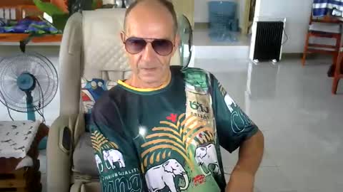 walleja online show from February 2026 04:05:02 AM