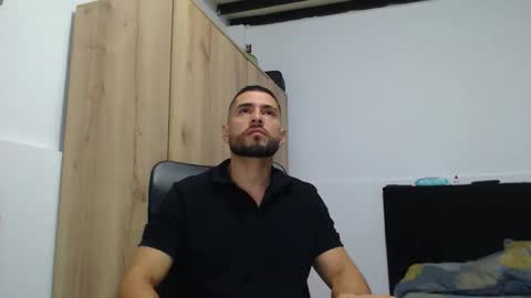 WALTER BROWN  online show from November 2025 03:10:02 PM