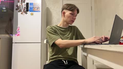 Snapshot of walterback chatting on March 2025 05:43:02 PM Mark and Tom online show from March 2025 05:43:02 PM