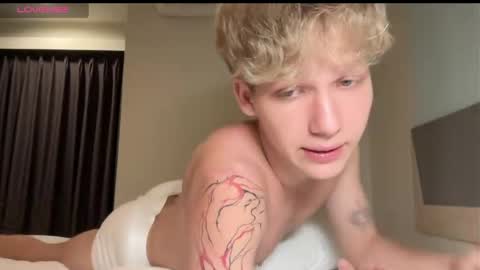 Snapshot of walterback chatting on March 2026 05:46:01 PM Mark and Tom online show from March 2026 05:46:01 PM