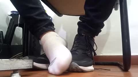 Snapshot of waltherfeet_ chatting on December 2024 08:25:02 PM WaltherFeet online show from December 2024 08:25:02 PM