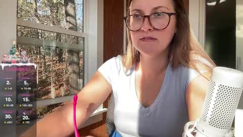 Snapshot of wanderlustjade chatting on December 2024 03:59:02 PM Jade Adonis online show from December 2024 03:59:02 PM