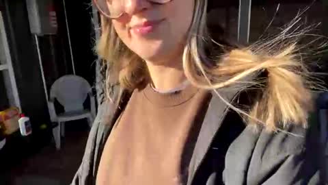 Snapshot of wanderlustjade chatting on January 2025 09:09:01 PM Jade Adonis online show from January 2025 09:09:01 PM