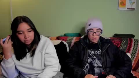 Waningrose  Lu online show from February 2025 02:42:02 AM