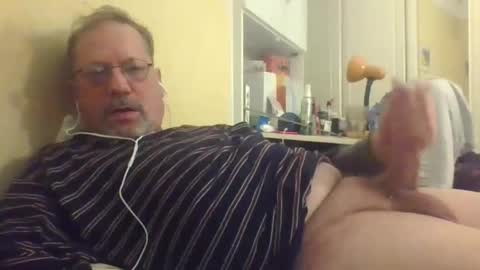 Snapshot of wanky357 chatting on January 2026 10:24:01 PM Tibo Love online show from January 2026 10:24:01 PM