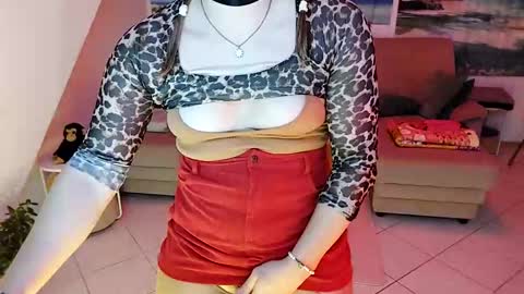 Snapshot of wannafeelitall chatting on January 2025 01:42:02 AM Emilia inst online show from January 2025 01:42:02 AM