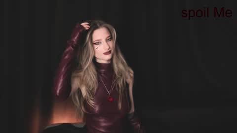 Snapshot of waterfallwoods chatting on December 2025 06:43:02 AM waterfallwoods online show from December 2025 06:43:02 AM