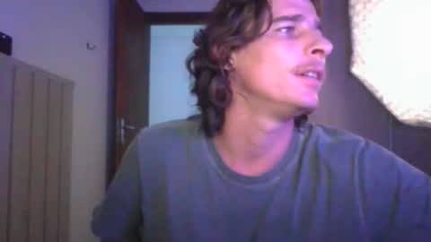 Snapshot of wave_boyy chatting on March 2026 11:32:01 PM wave_boyy online show from March 2026 11:32:01 PM