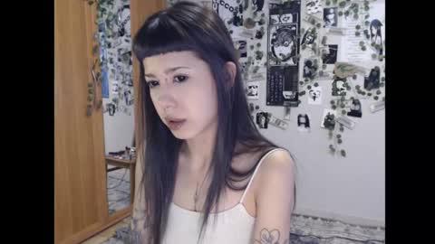 Mina online show from October 2025 05:46:01 AM