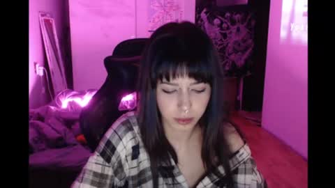 Mina online show from July 2026 12:03:01 AM